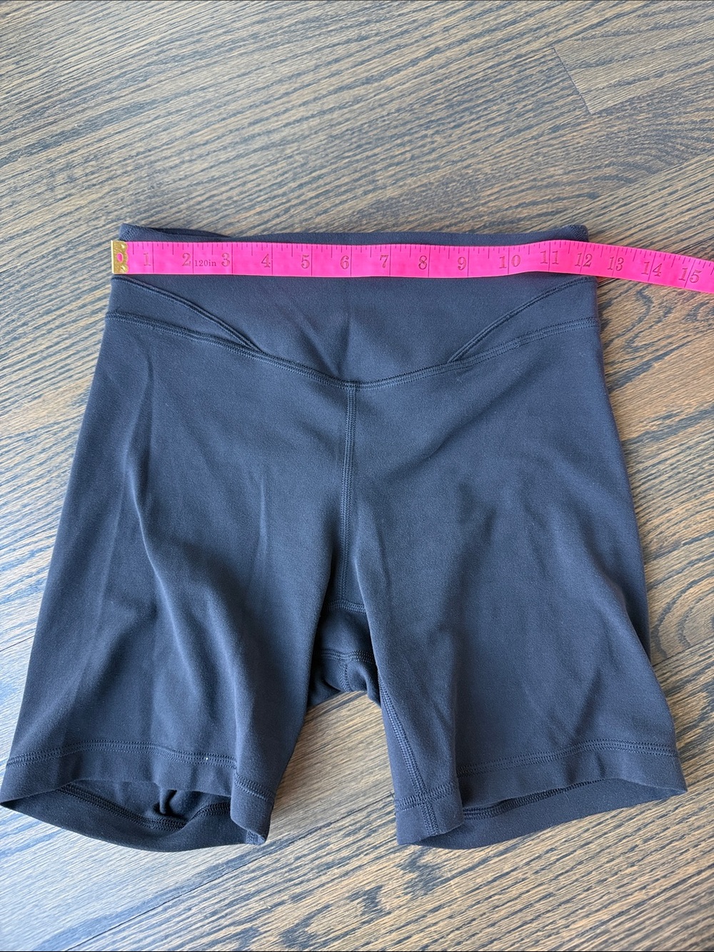 lululemon Align Curve Seam High-Rise Bike Shorts 6” inseam Black size 4 RARE EUC - Picture 7 of 11
